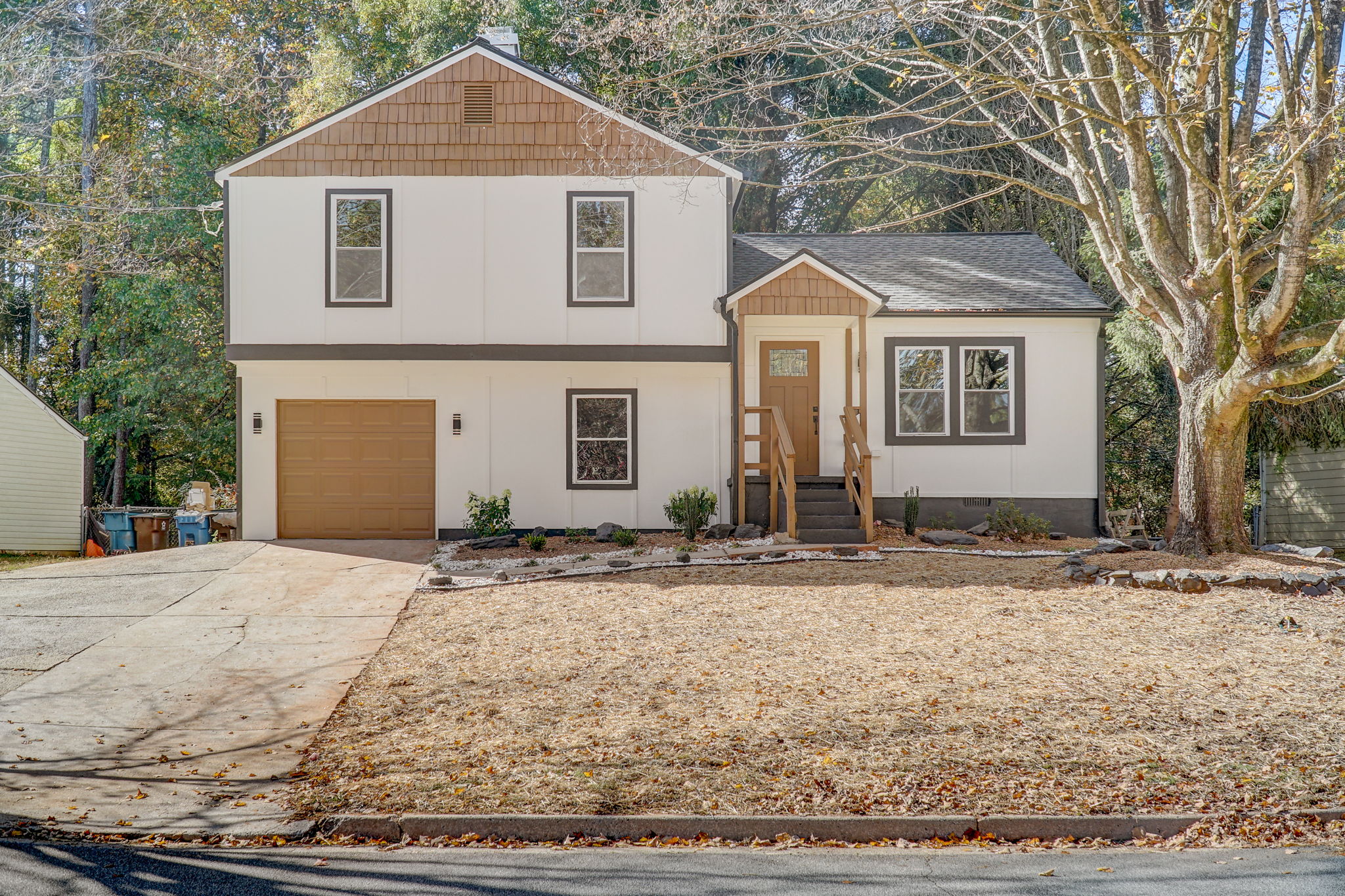 Berkshire Manor Dr-006