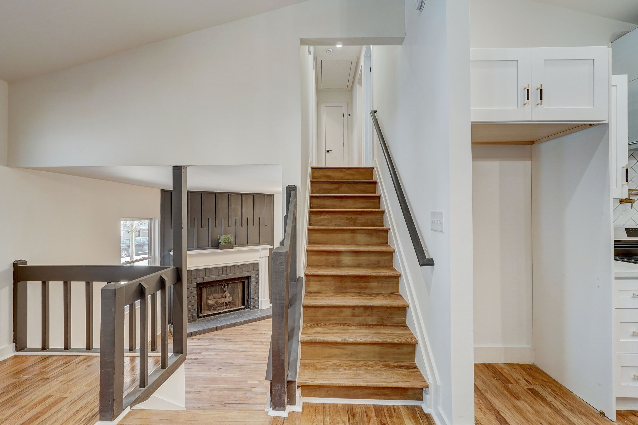 Berkshire Manor Dr-019