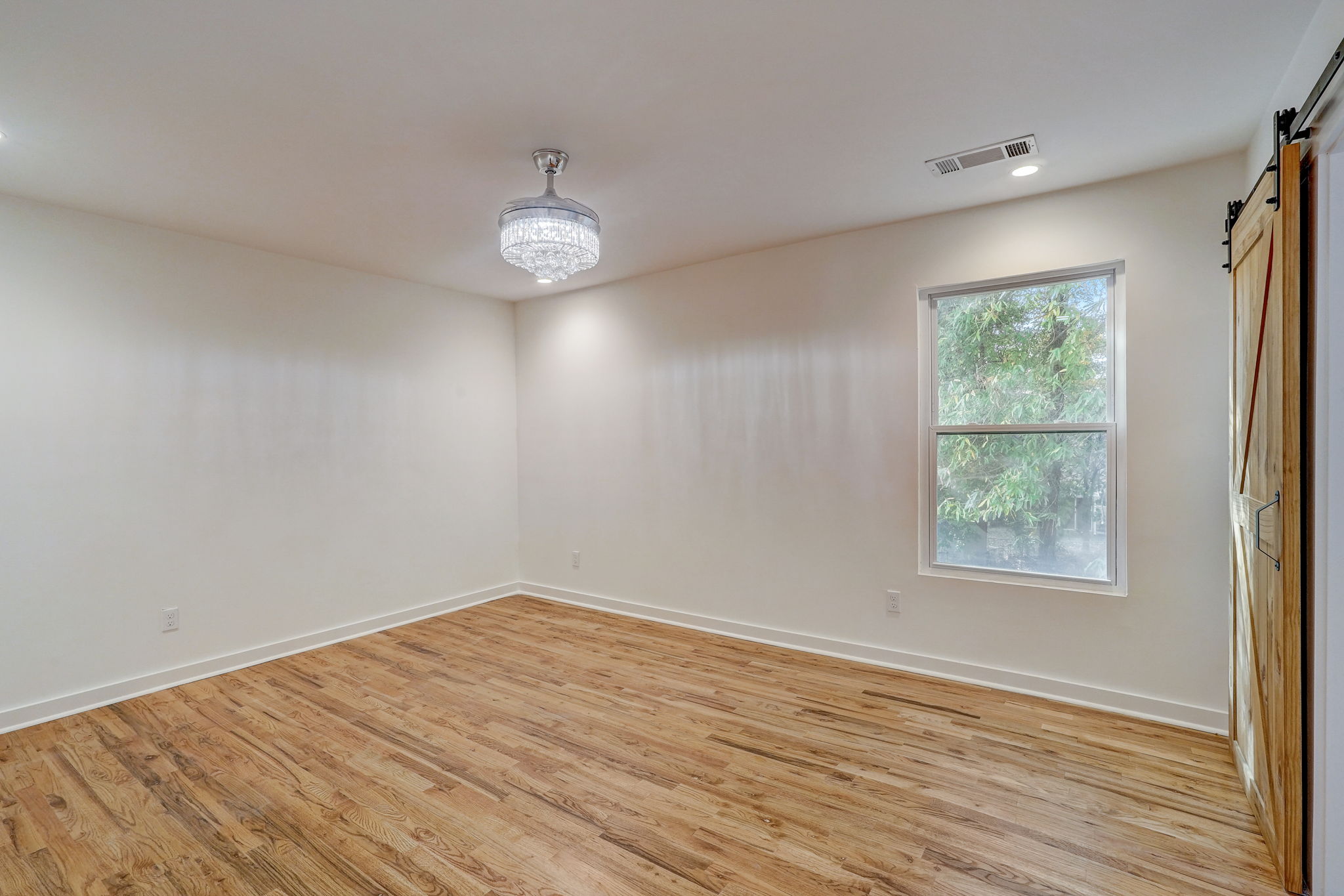 Berkshire Manor Dr-027