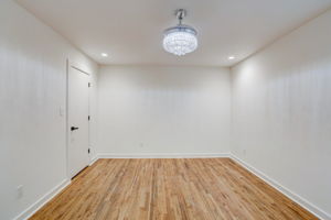 Berkshire Manor Dr-025