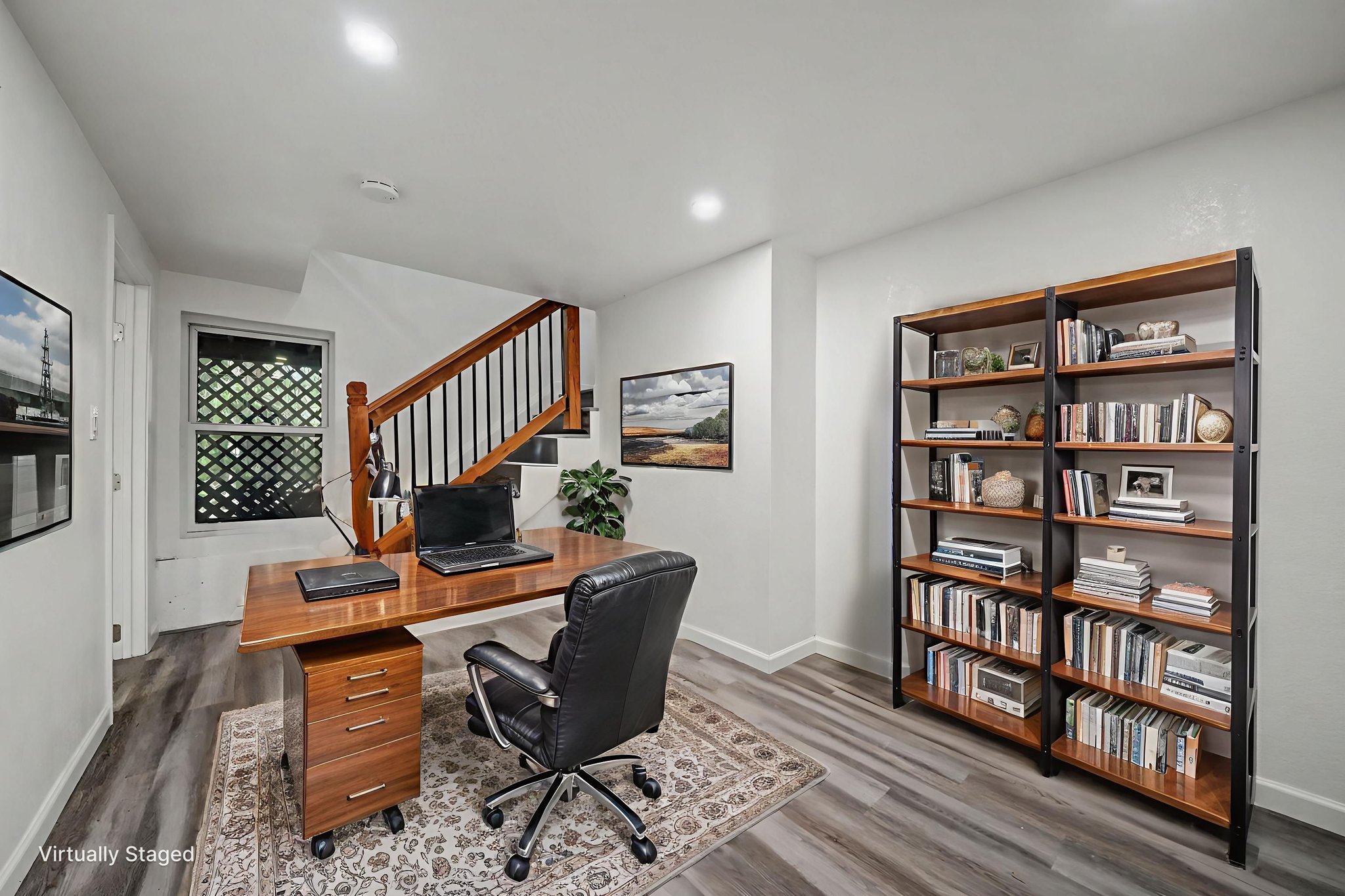 DSC04134 virtually staged.jpeg