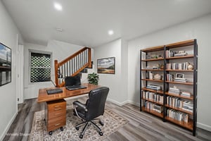 DSC04134 virtually staged.jpeg