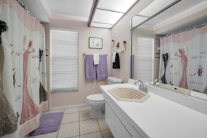 Bathroom2