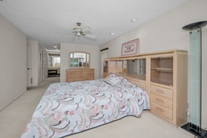 Primary Bedroom1b