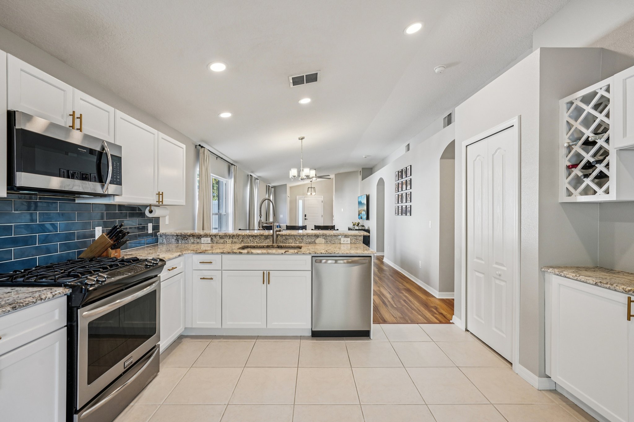 Whitley Bay Ct-S2202-024.jpg