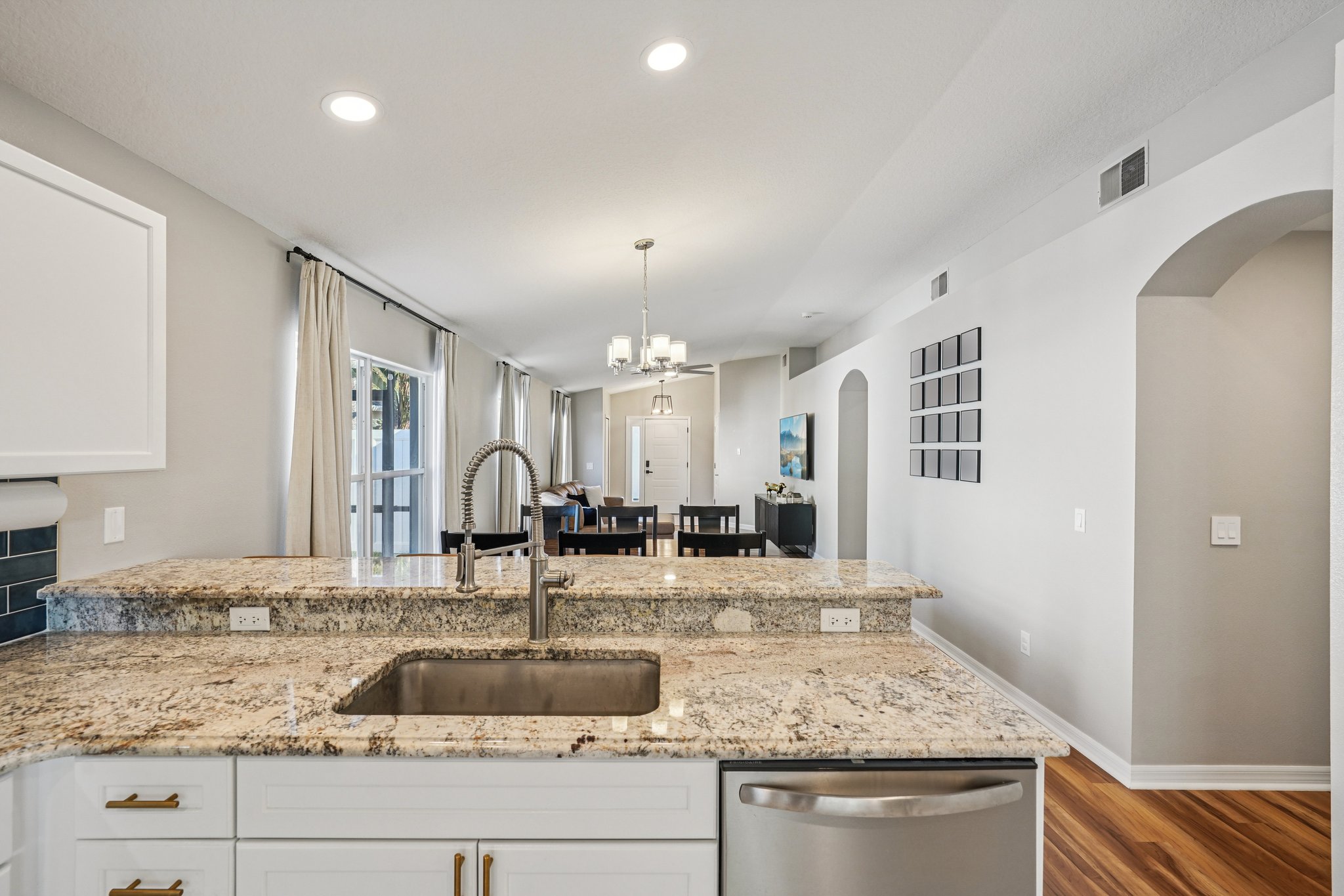 Whitley Bay Ct-S2202-026.jpg