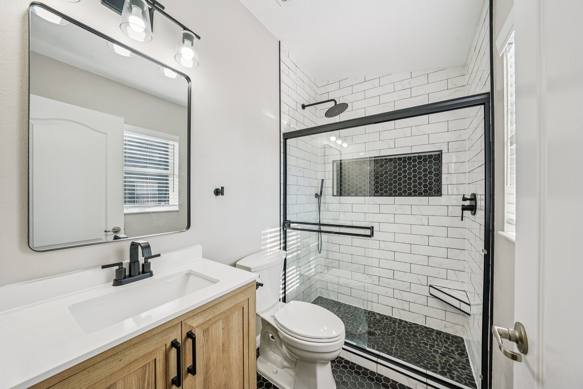 Whitley Bay Ct-S2202-036.jpg