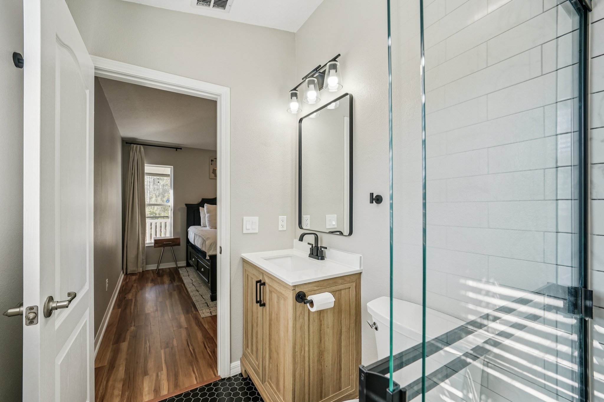 Whitley Bay Ct-S2202-038.jpg