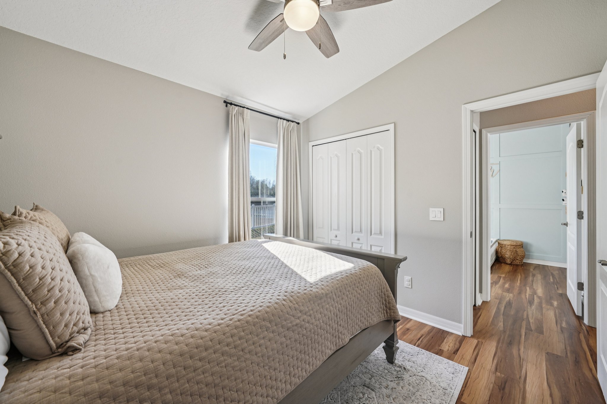 Whitley Bay Ct-S2202-048.jpg