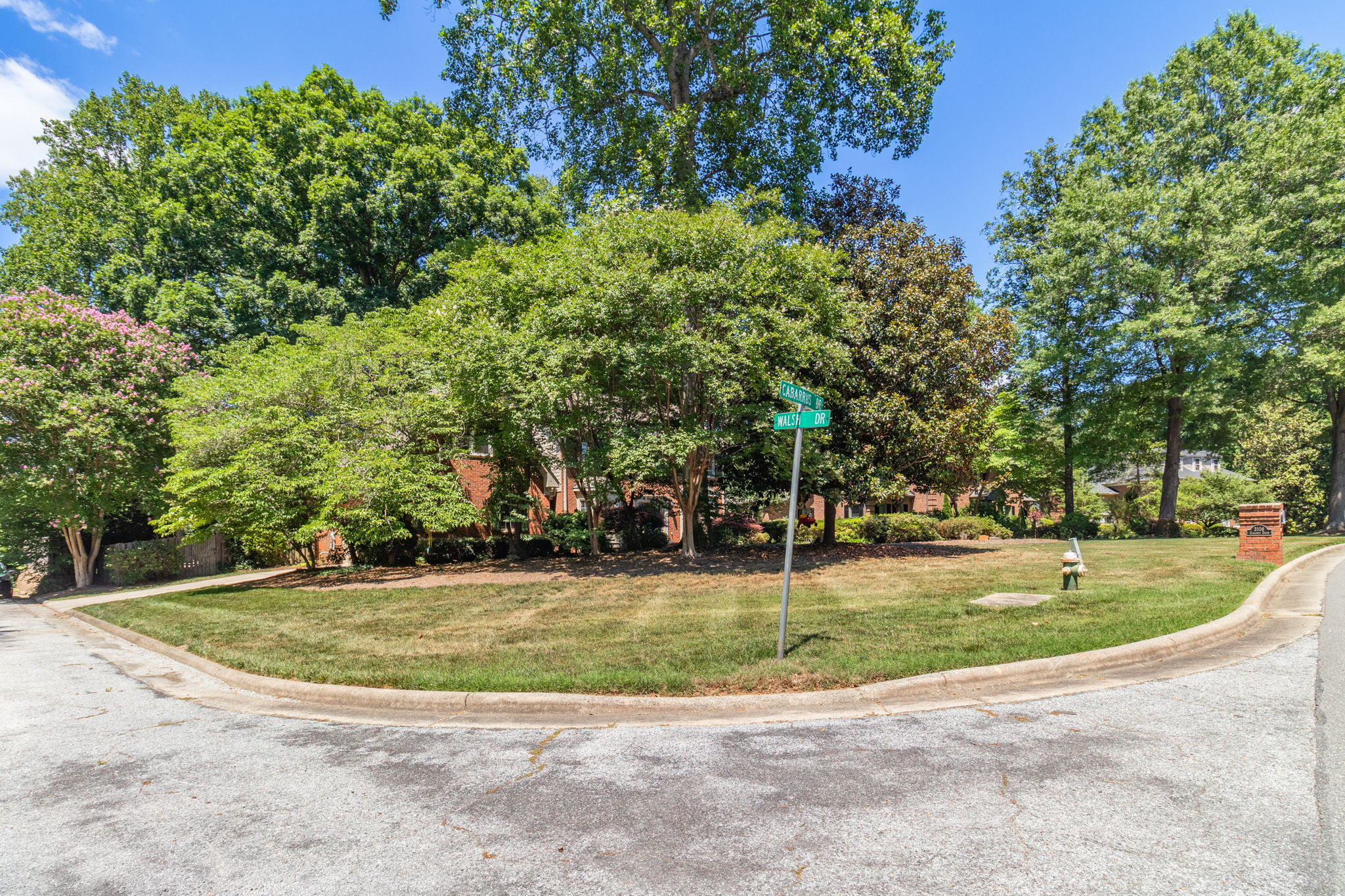 3106 Cabarrus Dr-2