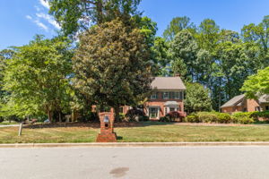 3106 Cabarrus Dr-1
