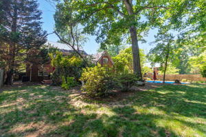 3106 Cabarrus Dr-39