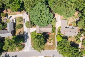 3106 Cabarrus Dr-44