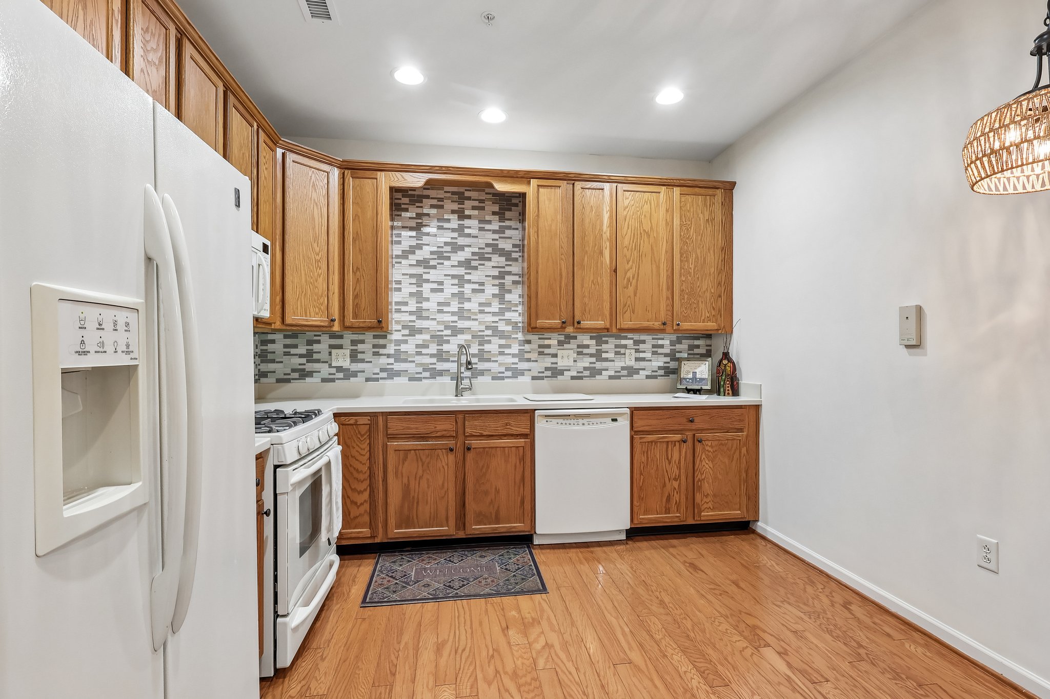 Lilac Ct-S0208-013.jpg