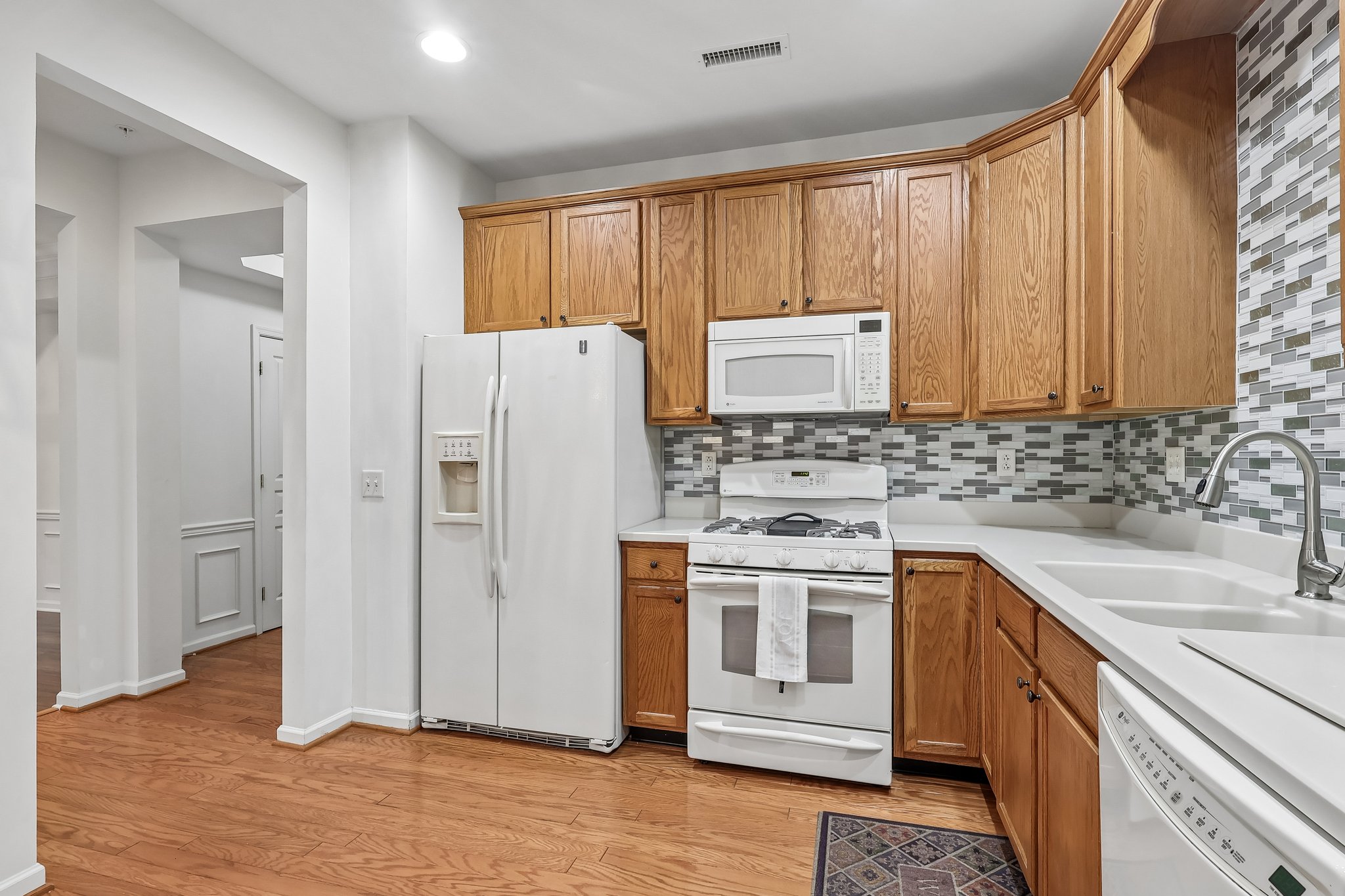 Lilac Ct-S0208-015.jpg
