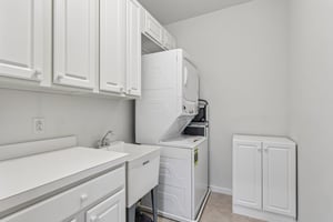 Lilac Ct-S0208-020.jpg