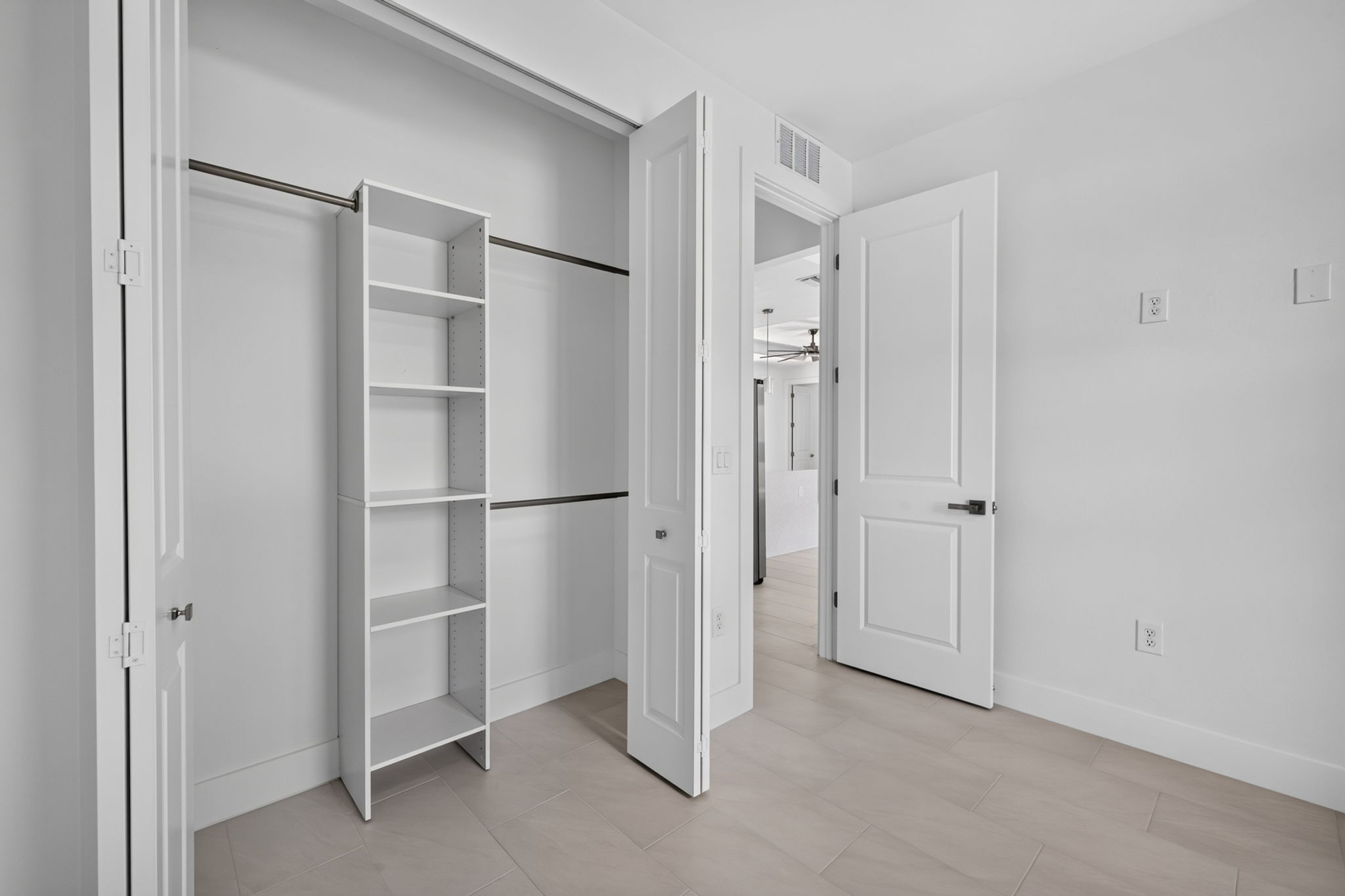 Closet 2