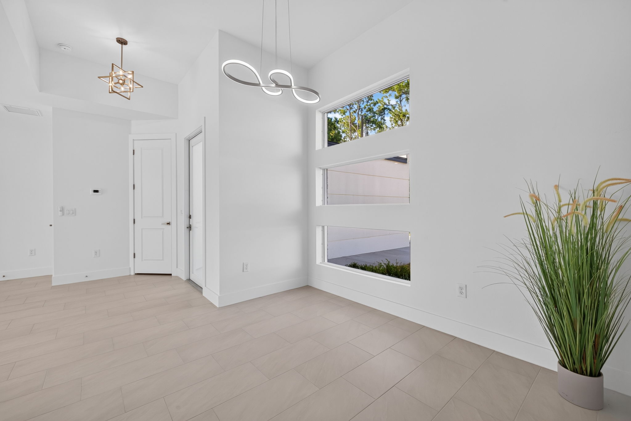 Dining Room 1 of 2