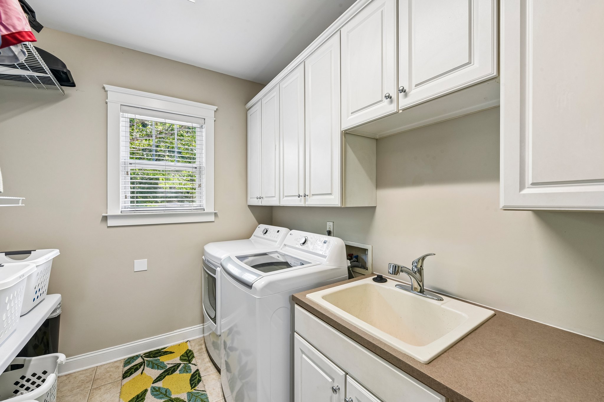 Thayer Dr-S1806-020.jpg