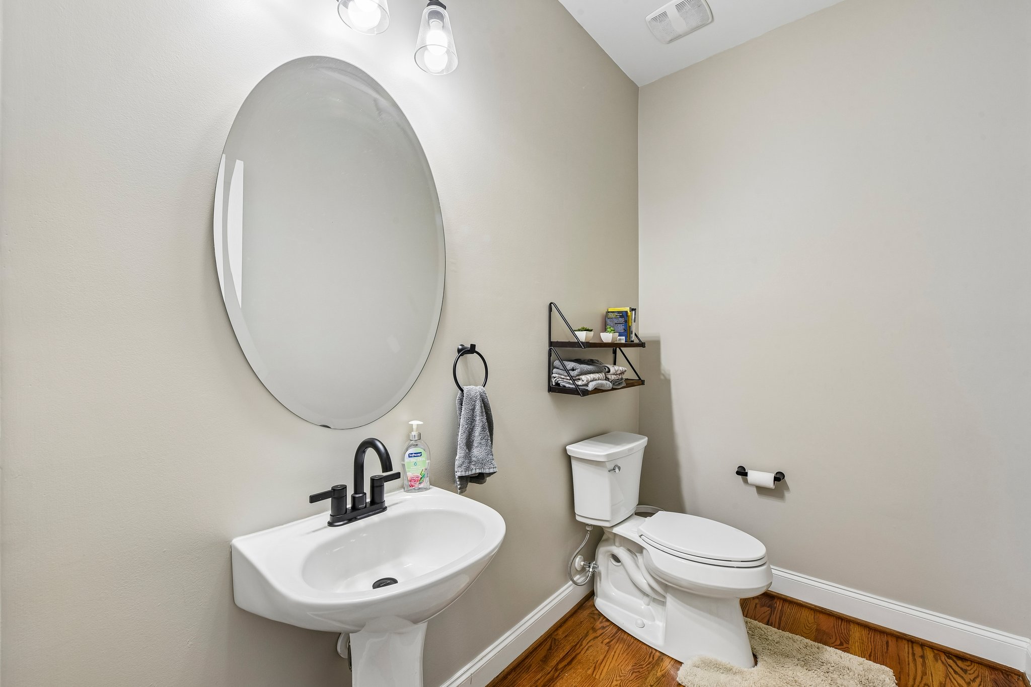 Thayer Dr-S1806-021.jpg