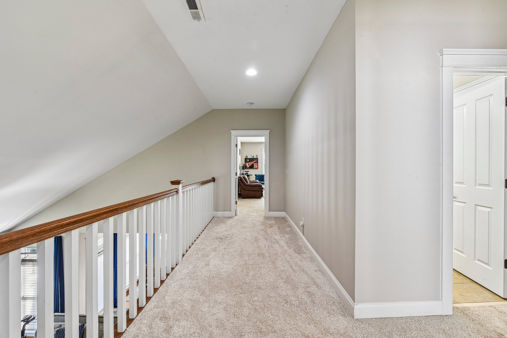 Thayer Dr-S1806-039.jpg
