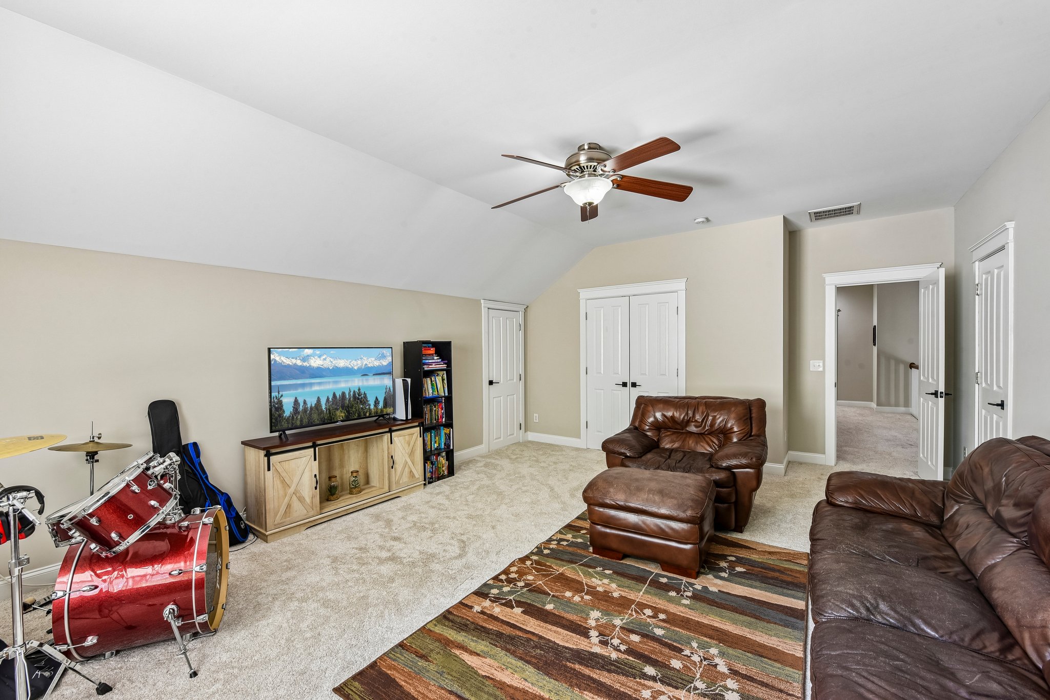 Thayer Dr-S1806-042.jpg