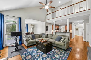 Thayer Dr-S1806-008.jpg