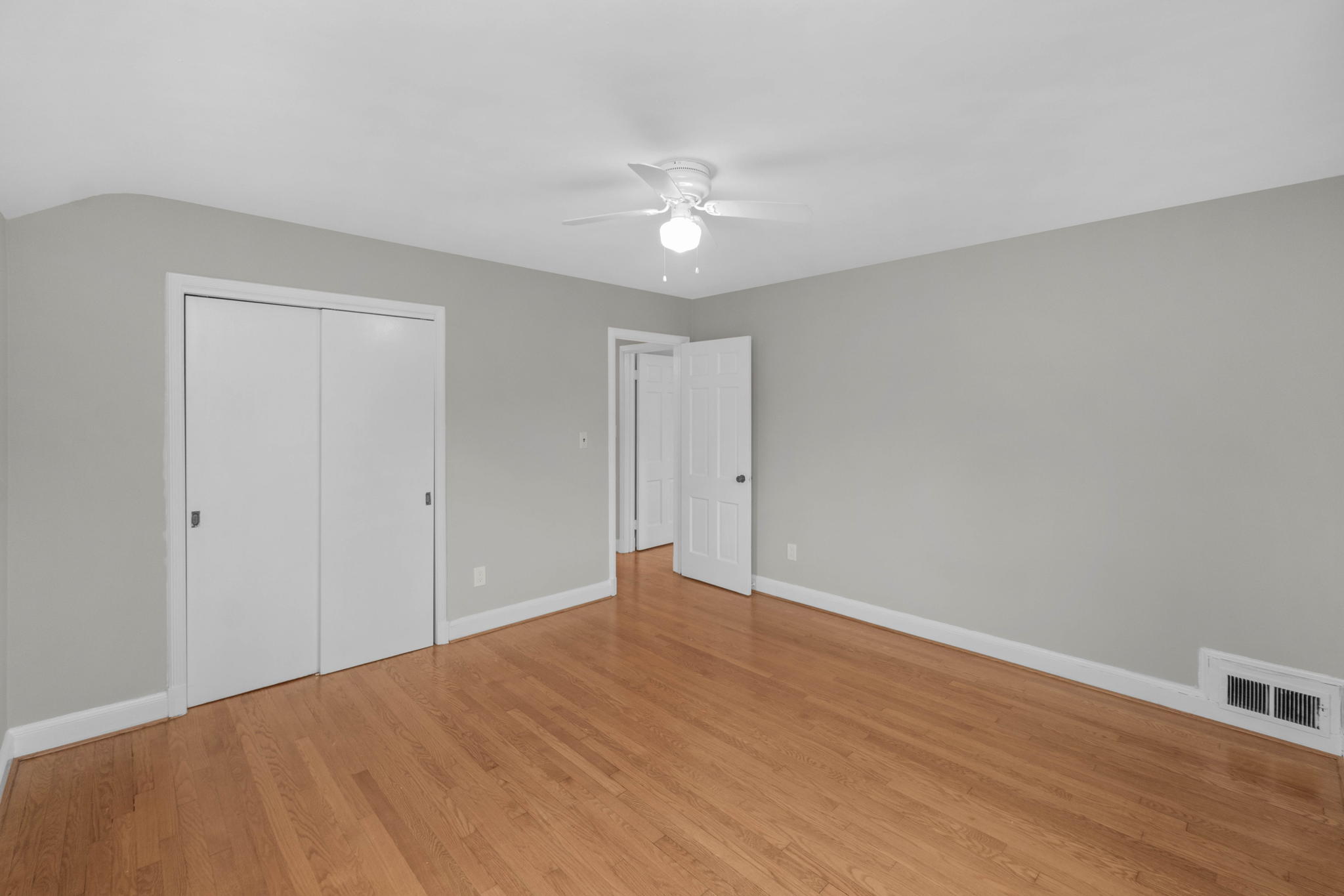 3107 Holly St, Alexandria, VA 22305, USA Photo 28