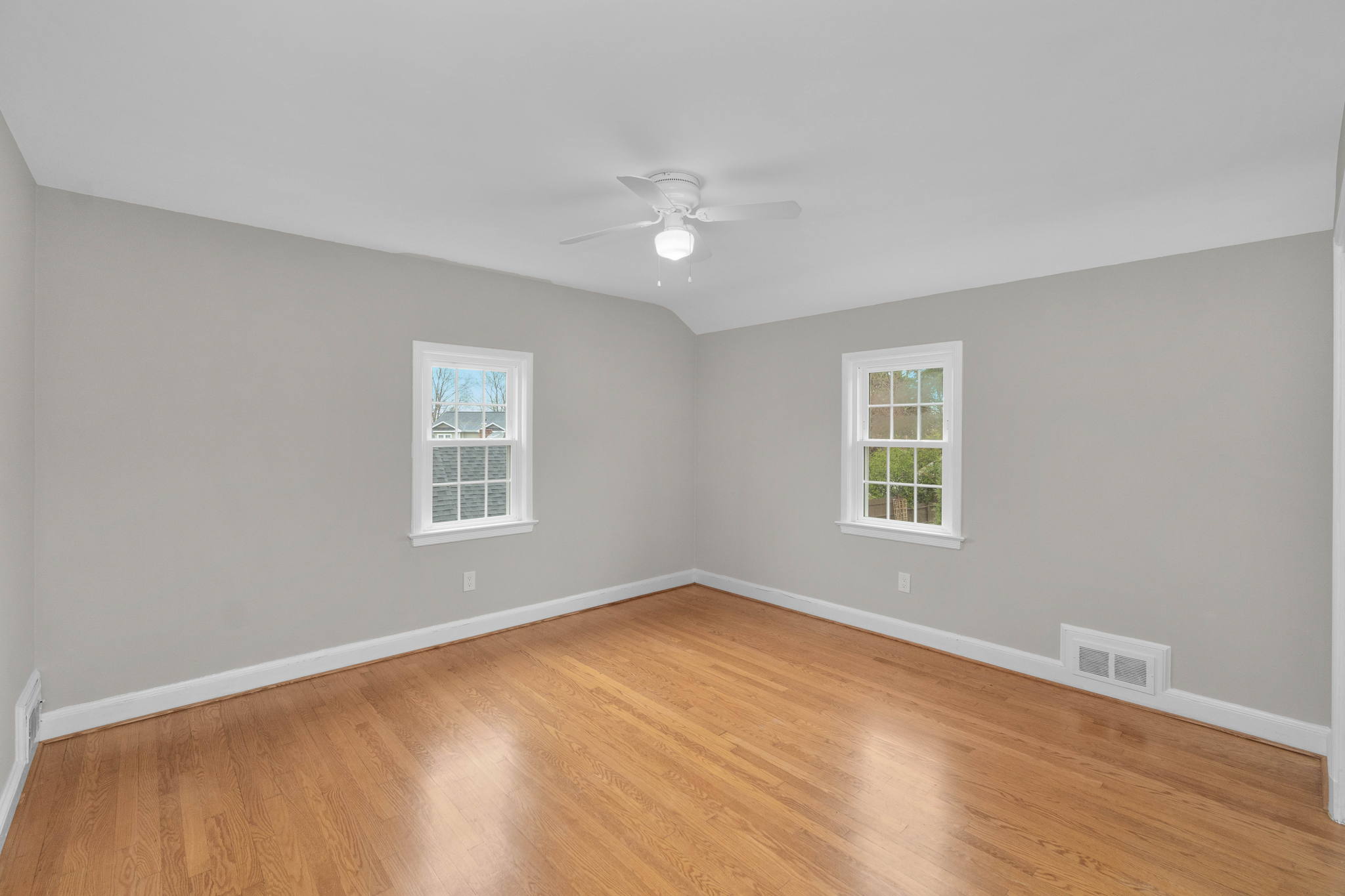 3107 Holly St, Alexandria, VA 22305, USA Photo 27