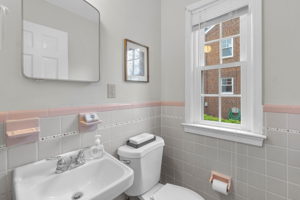 3107 Holly St, Alexandria, VA 22305, USA Photo 21
