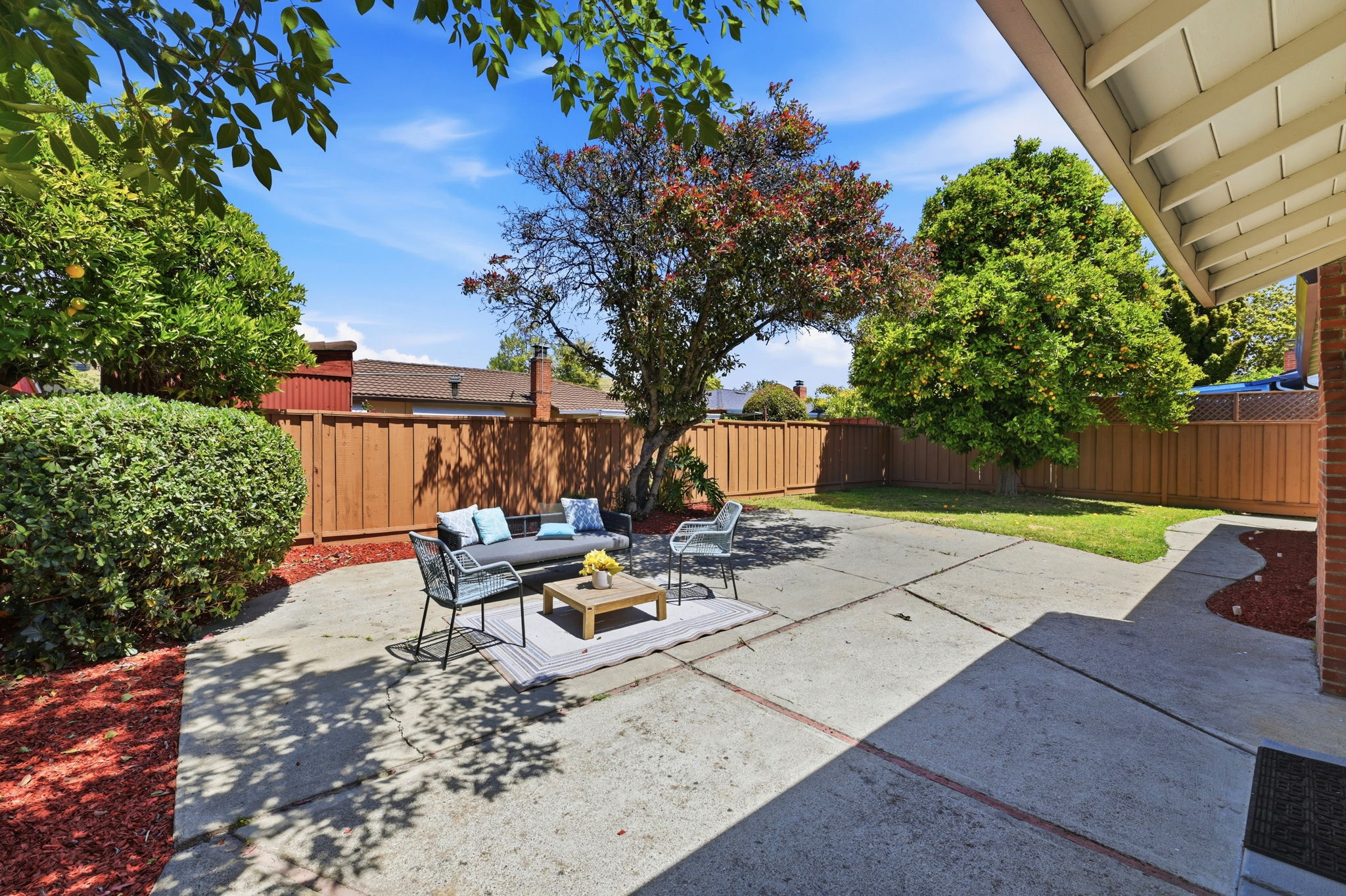 039_F8_31070 Meadowbrook Ave