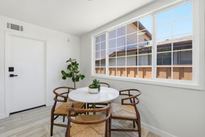 016_F8_31070 Meadowbrook Ave