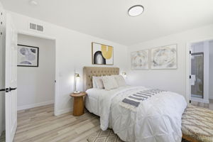 028_F8_31070 Meadowbrook Ave