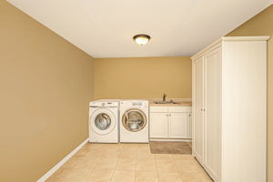 3108 Newport Ave, Medford, NY 11763, USA Photo 28
