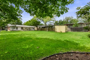 Spacious yard.