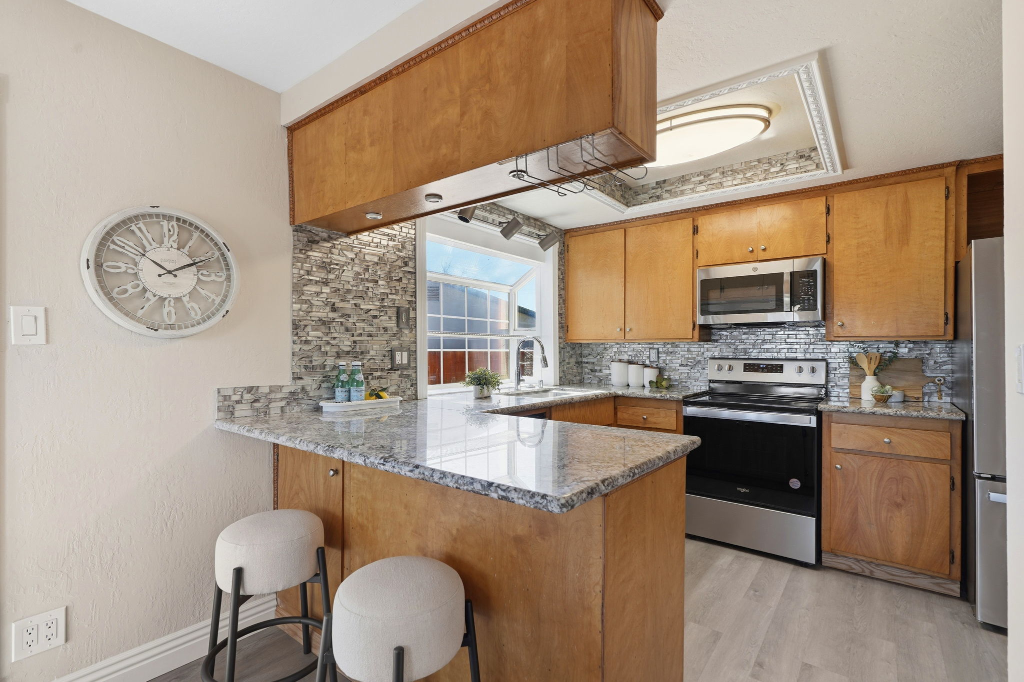 015_F8_3109 Brook Ct