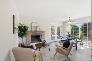 010_F8_3109 Brook Ct