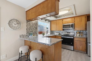 015_F8_3109 Brook Ct