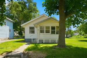  Photo 0