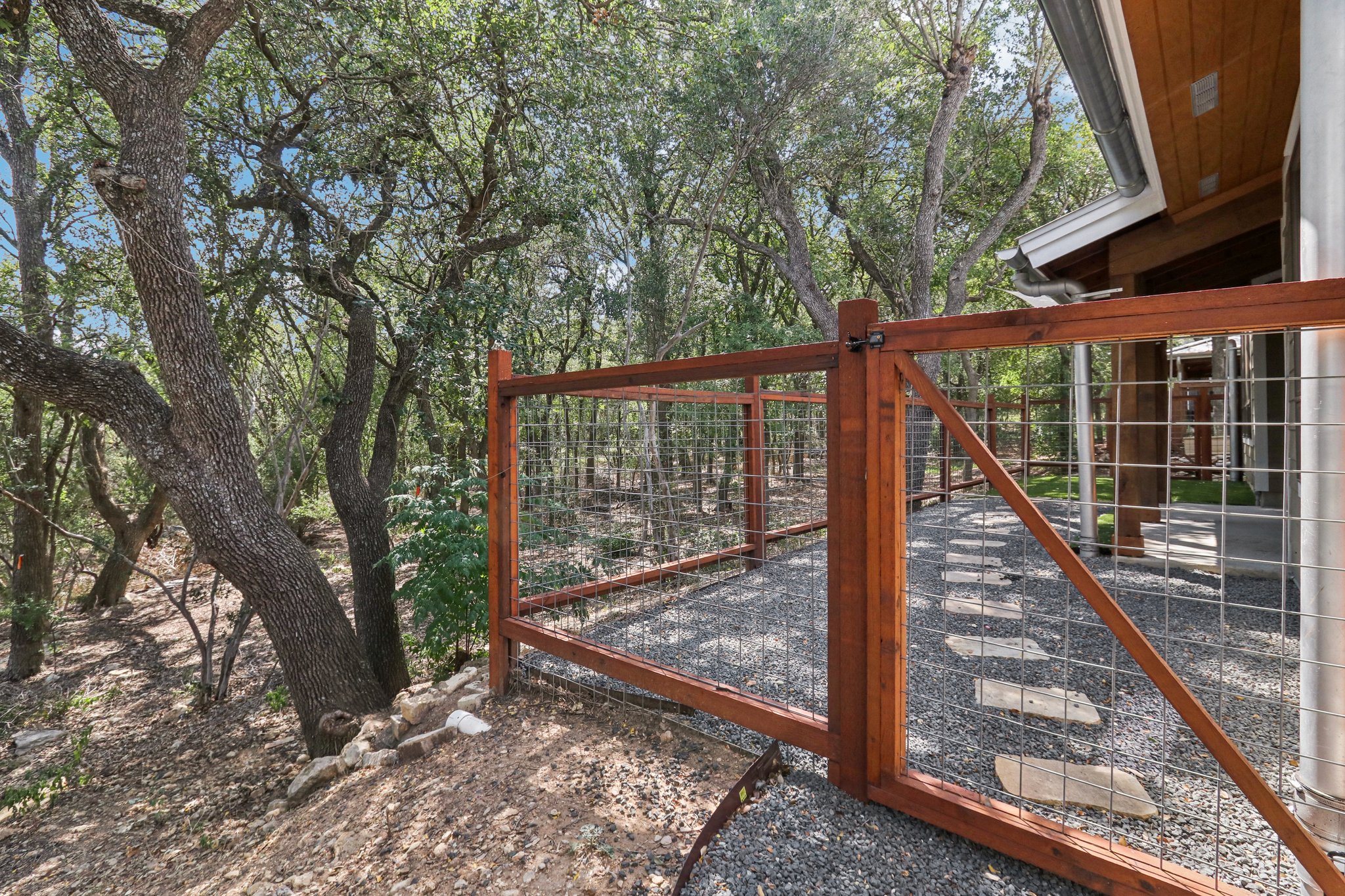 3109 Sacbe Cv, Austin_071.jpg