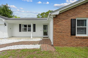 Front Entry Detail