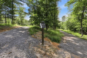 Residential real estate media in Maumelle, Arkansas by Avery & Bryant