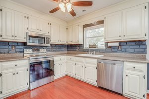 311 Diamond Ave, Chesapeake, VA 23323, USA Photo 7