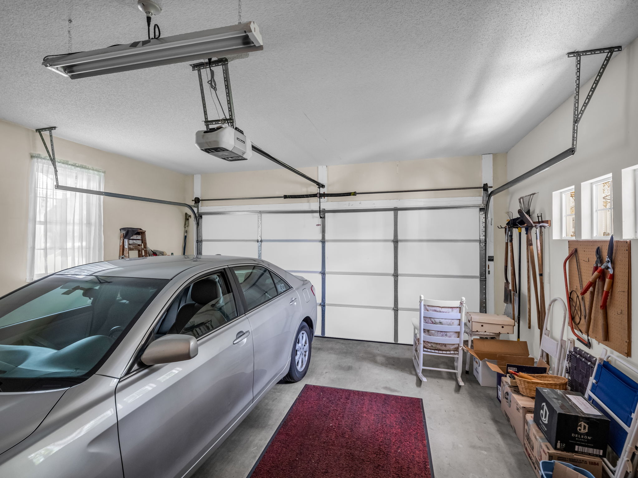 Garage inside