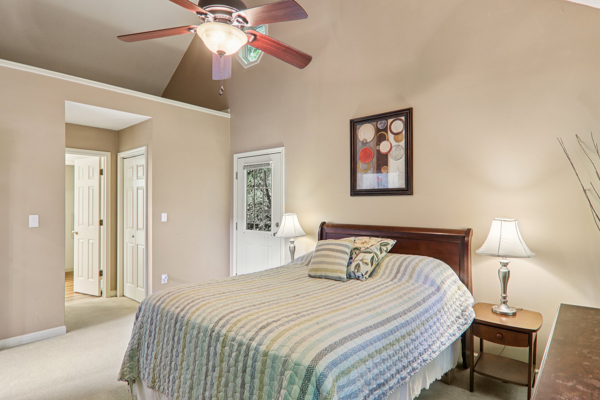 Jacks Knob Rd-S0910-034.jpg