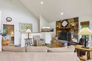 Jacks Knob Rd-S0910-012.jpg