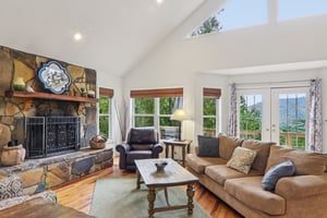 Jacks Knob Rd-S0910-016.jpg