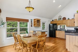 Jacks Knob Rd-S0910-024.jpg