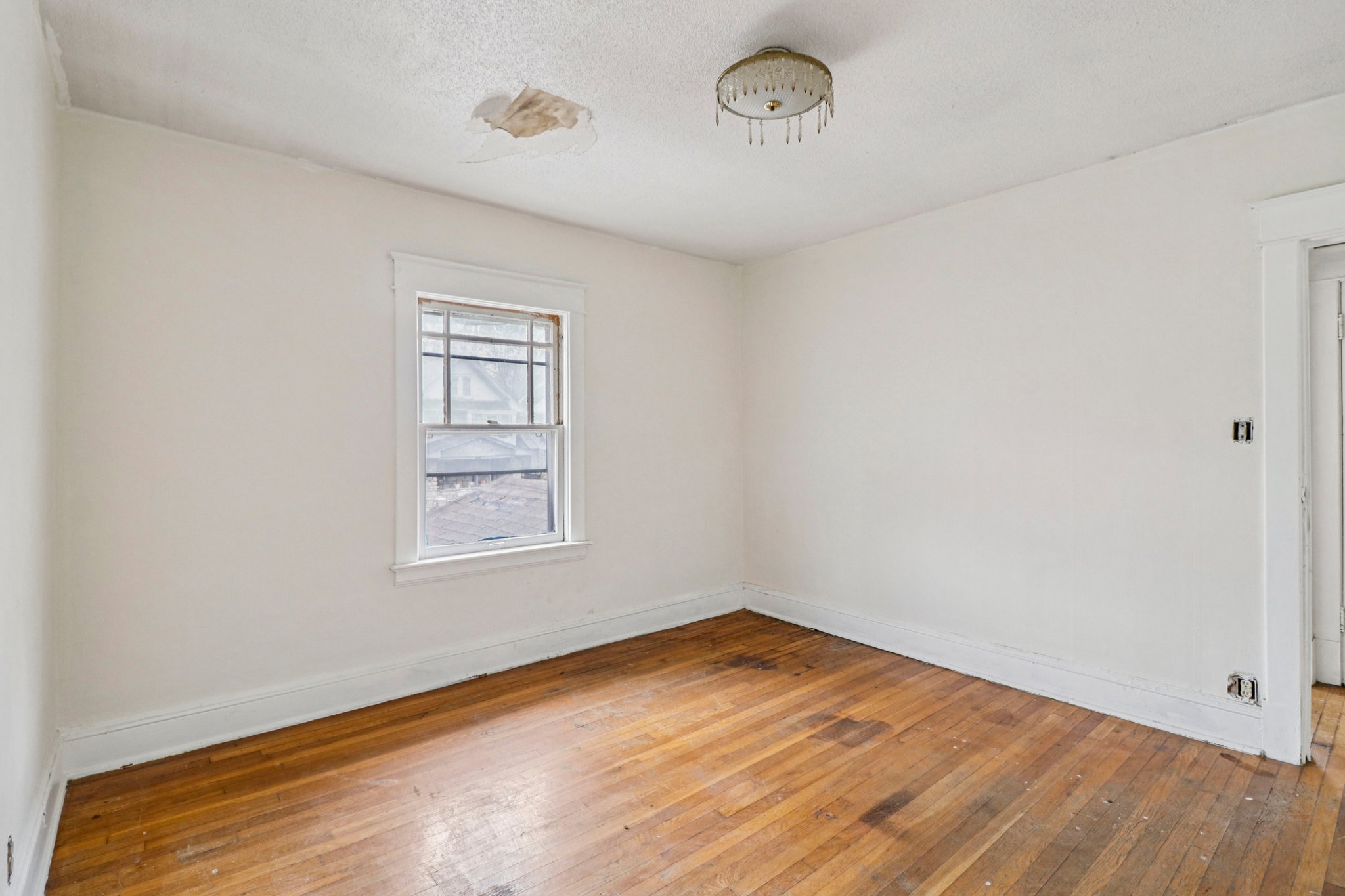 Lawn Ave-S0204-022.jpg