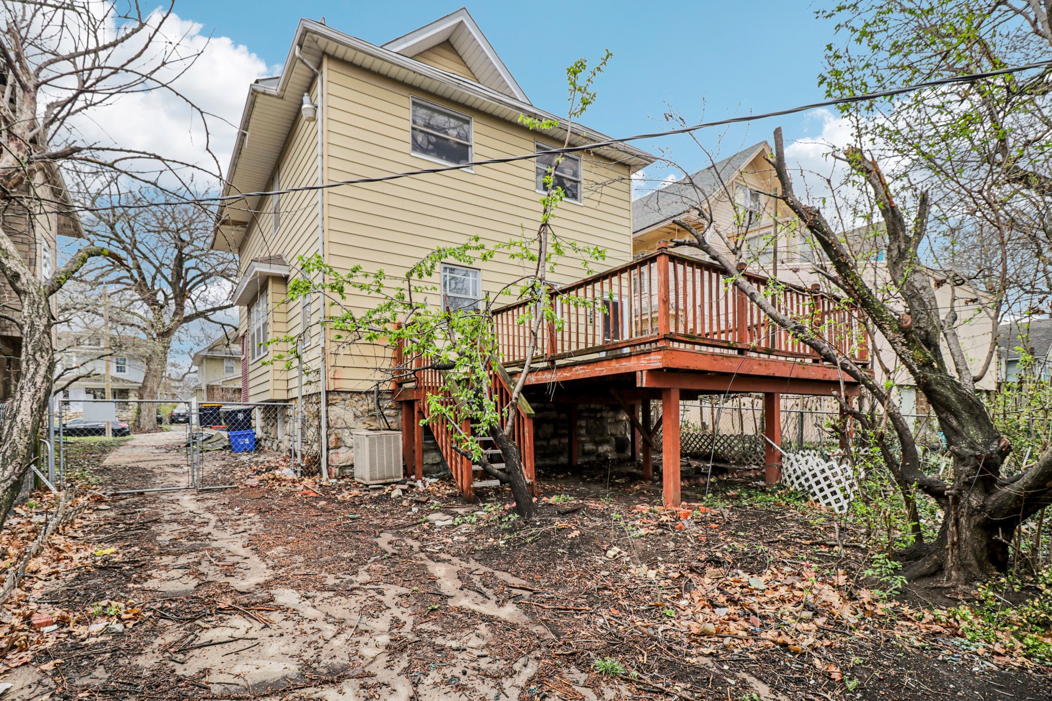 Lawn Ave-S0204-032.jpg